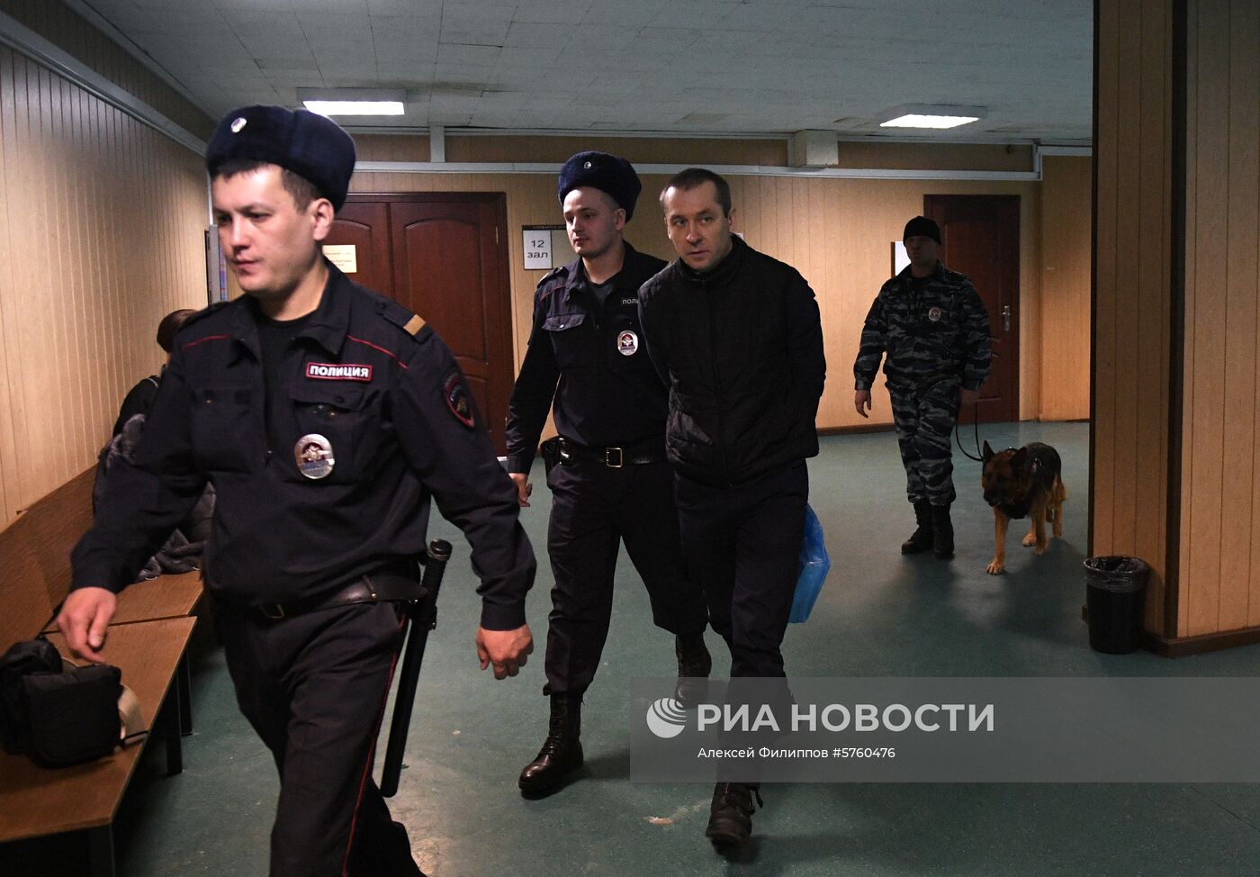 Заседание суда по делу Д. Захарченко, обвиняемого в коррупции