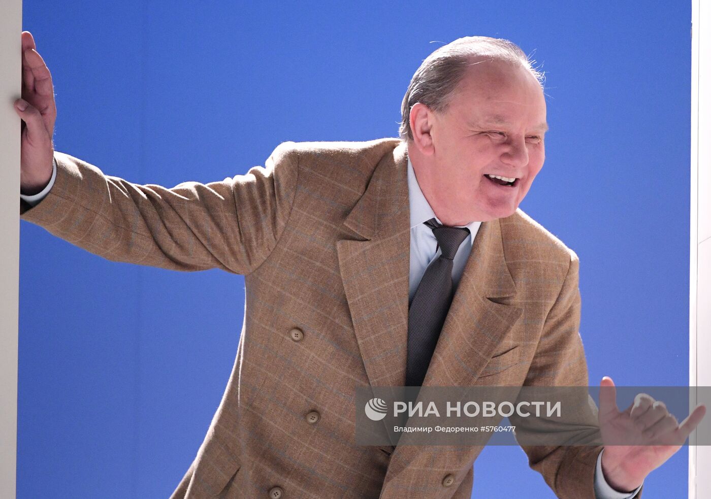 Спектакль "Суббота, воскресенье, понедельник" в театре им. Е. Вахтангова