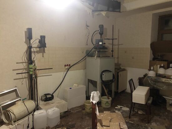 ФСБ России пресекла деятельность преступной группы по производству наркотиков