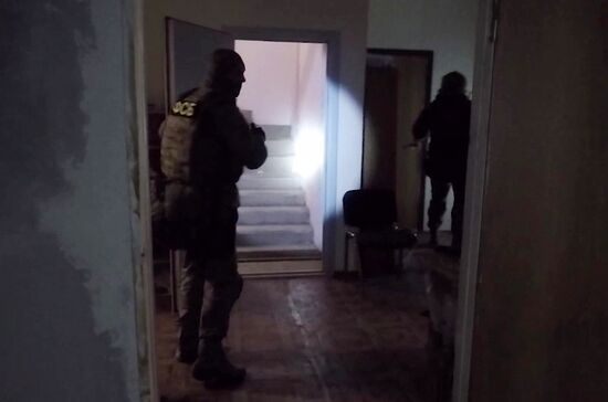 ФСБ России пресекла деятельность преступной группы по производству наркотиков