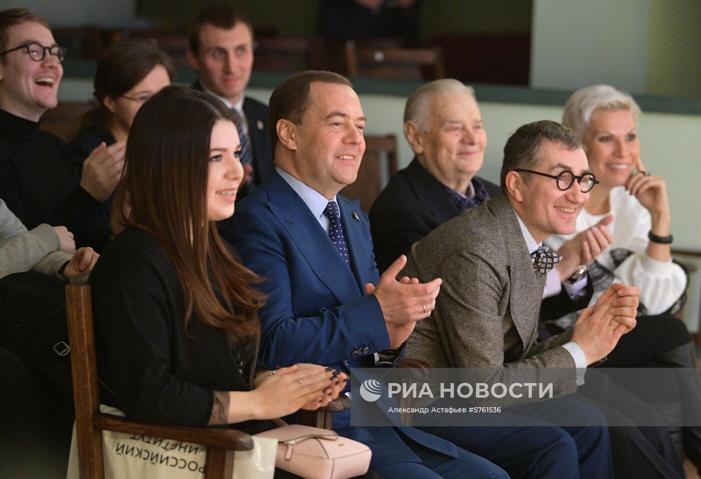 Премьер-министр РФ Д. Медведев посетил Учебный театр ГИТИСа 