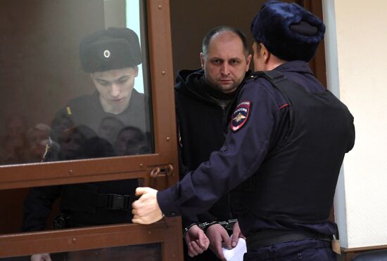 Избрание меры пресечения сотрудникам полиции ОМВД России по г. Чехову