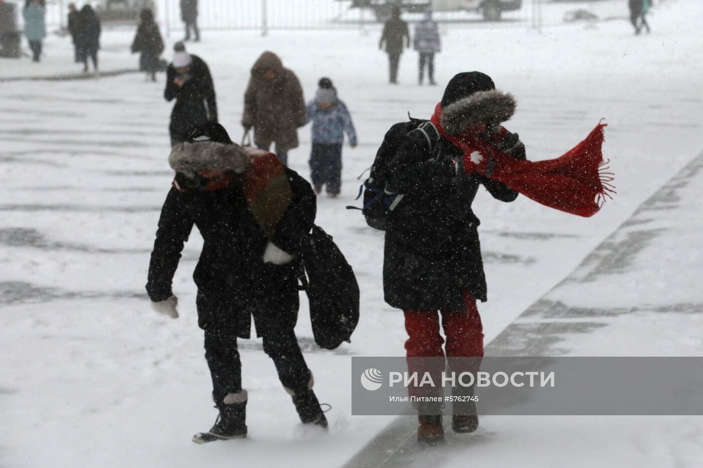 Снегопад в Москве 