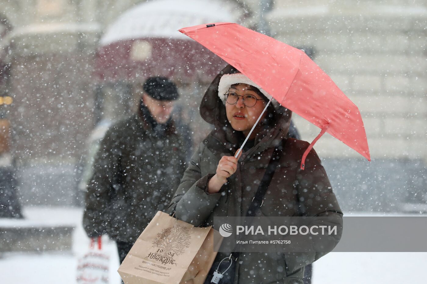 Снегопад в Москве 