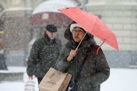 Снегопад в Москве 