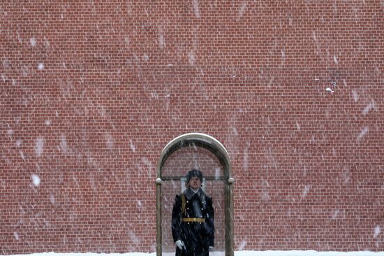 Снегопад в Москве 