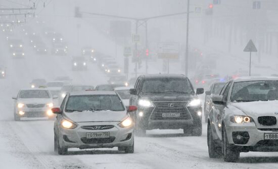 Снегопад в Москве 