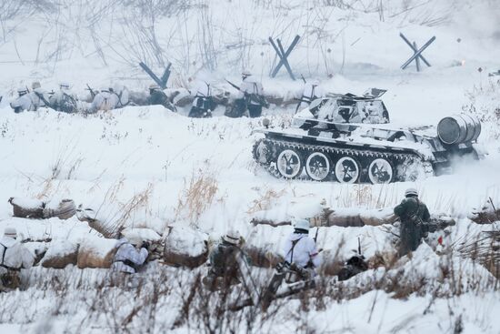 Военно-исторический фестиваль "В полосе прорыва"