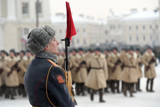 Парад в честь 75-летия снятия блокады Ленинграда