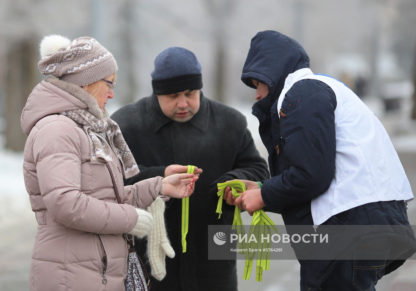 Акция «Ленточка Ленинградской победы»в Волгограде