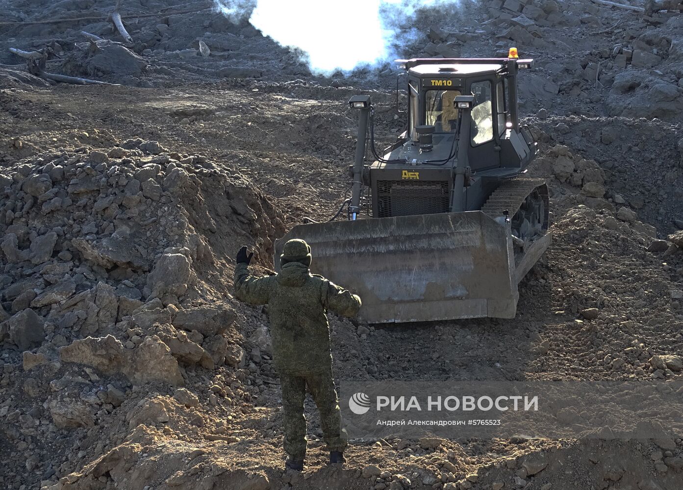 Подрывные работы на реке Бурее