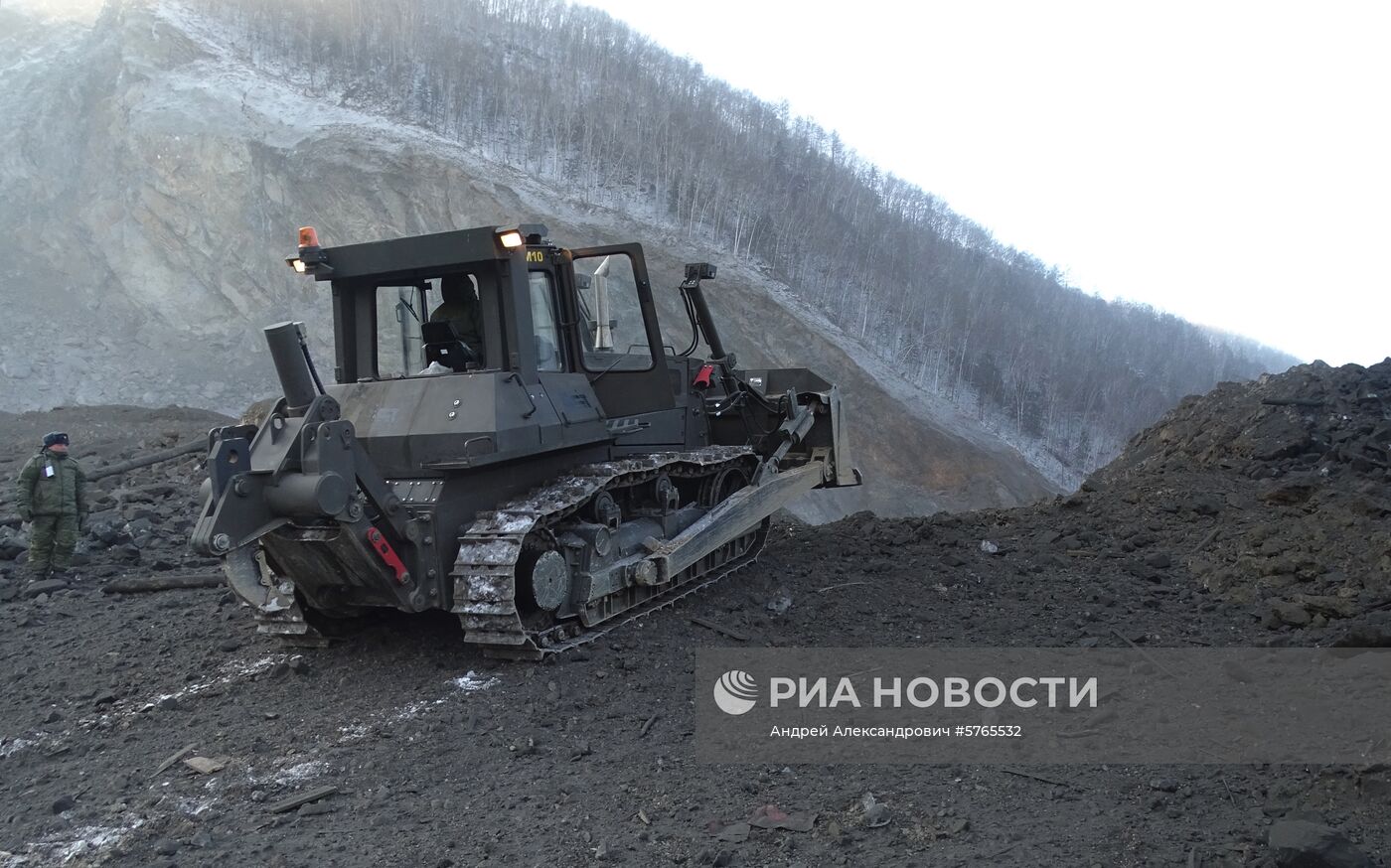 Подрывные работы на реке Бурее