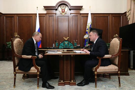Президент РФ В. Путин встретился с губернатором Тамбовской области А. Никитиным