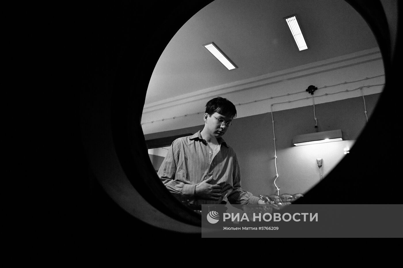 Премьера проекта DAU в Париже