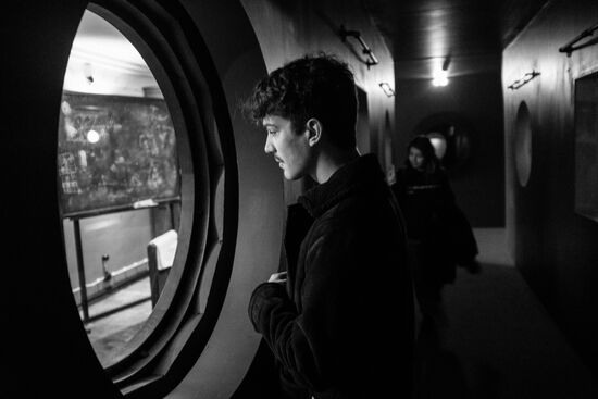 Премьера проекта DAU в Париже