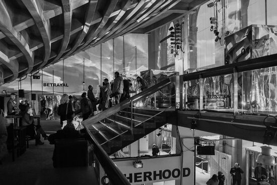 Премьера проекта DAU в Париже