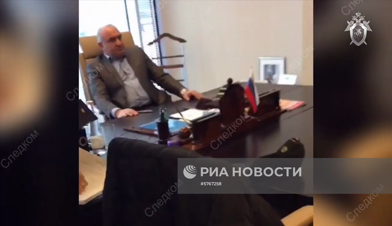 Сенатор Р. Арашуков и его отец задержаны по подозрению в ряде преступлений