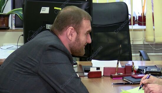 Сенатор Р. Арашуков и его отец Рауль задержаны по подозрению в ряде преступлений