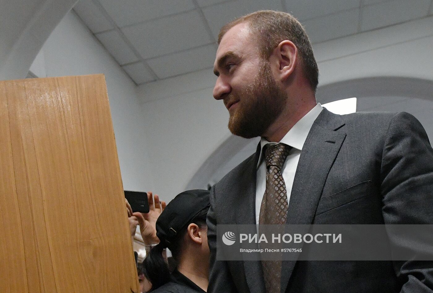 Избрание меры пресечения сенатору Р. Арашукову