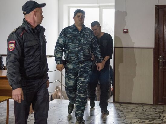 Заседание суда по делу о драке на борту рейса Петербург -Анталья