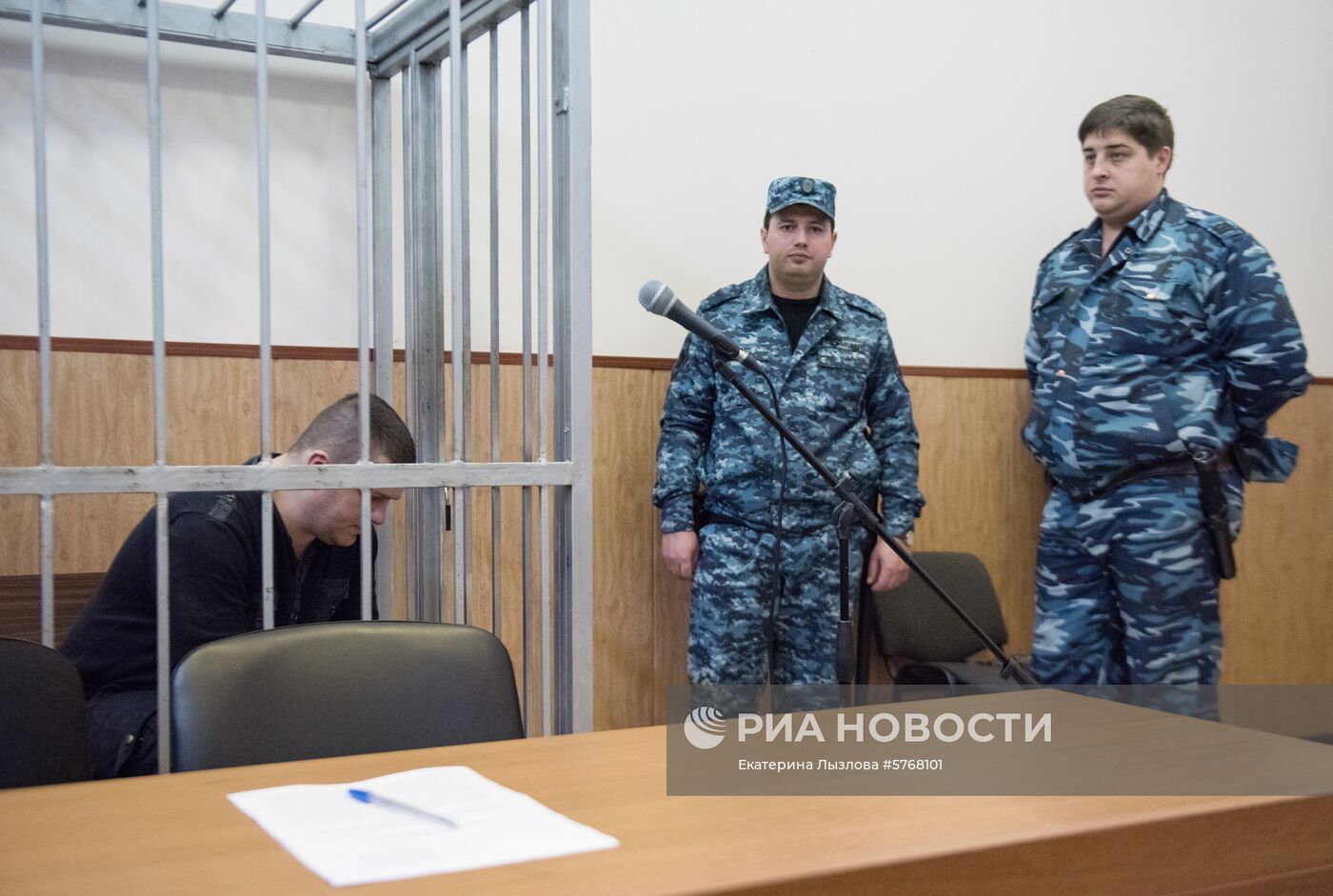 Заседание суда по делу о драке на борту рейса Петербург -Анталья