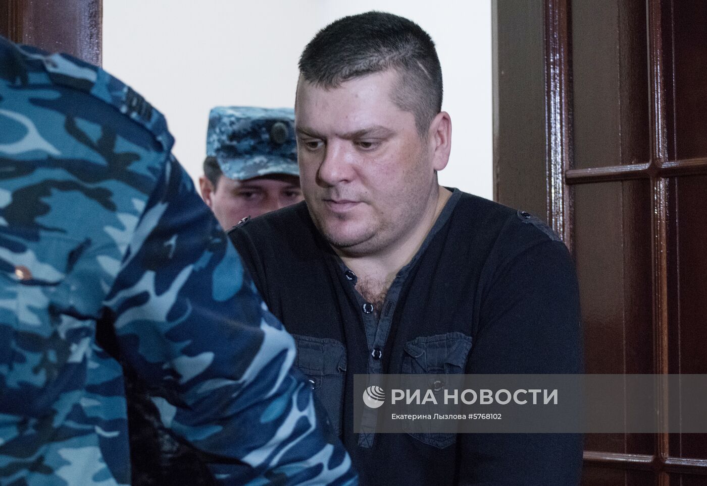 Заседание суда по делу о драке на борту рейса Петербург -Анталья