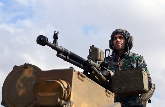 Передовые позиции сирийской армии в районе Алеппо