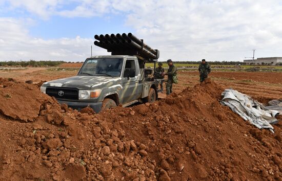 Передовые позиции сирийской армии в районе Алеппо