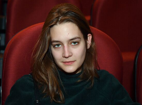 Премьера фильма "Завод"