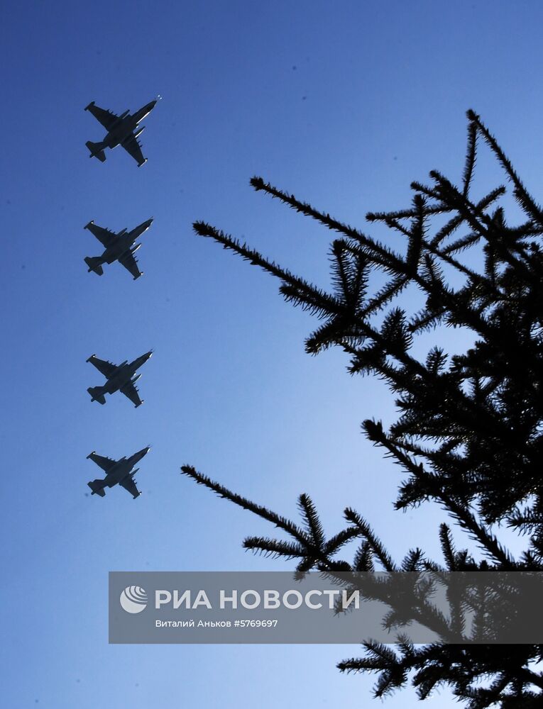 Открытие памятного бюста военному летчику Роману Филипову