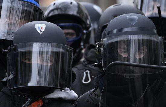 Акция протеста "жёлтых жилетов" во Франции