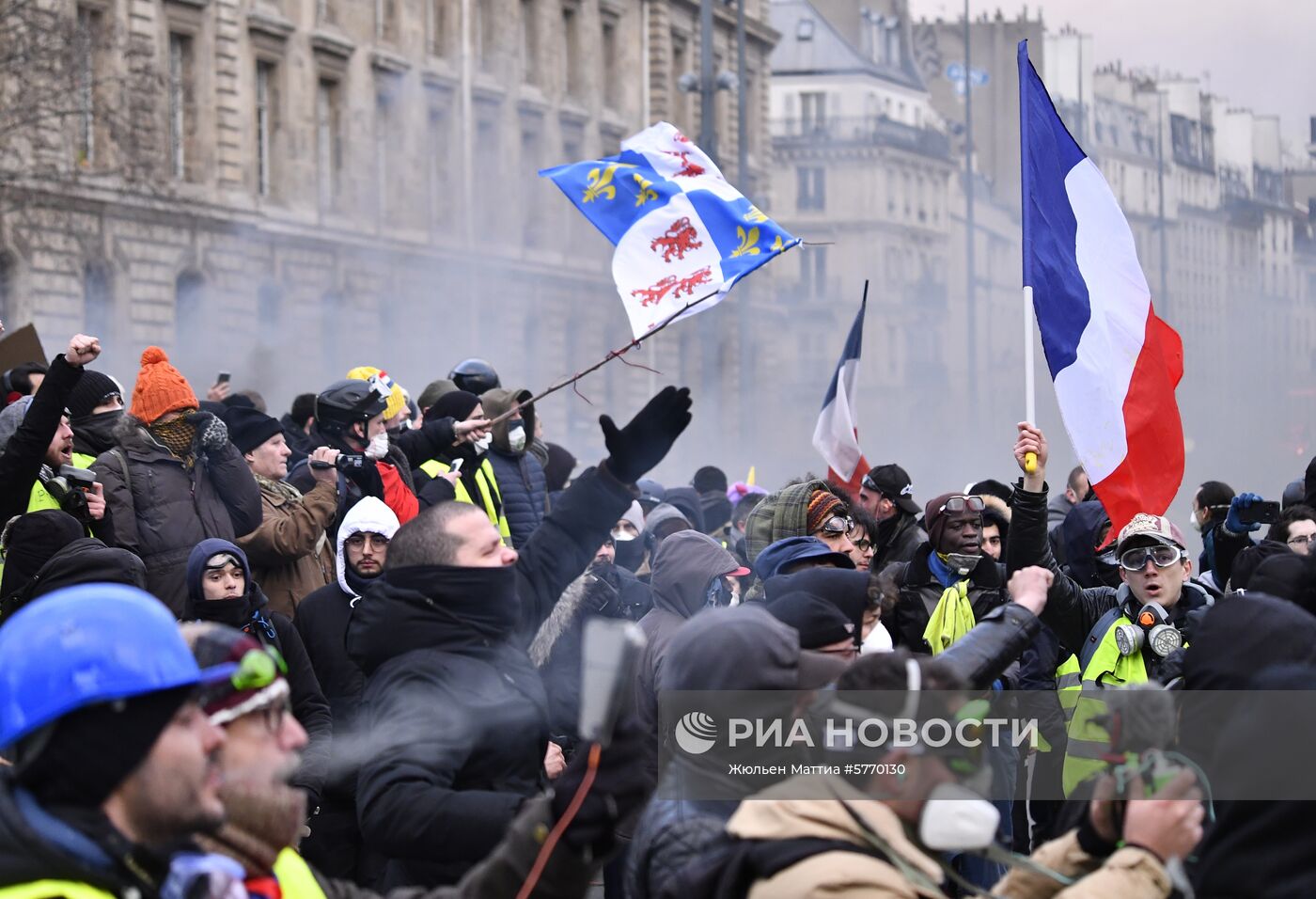 Акция протеста "жёлтых жилетов" во Франции