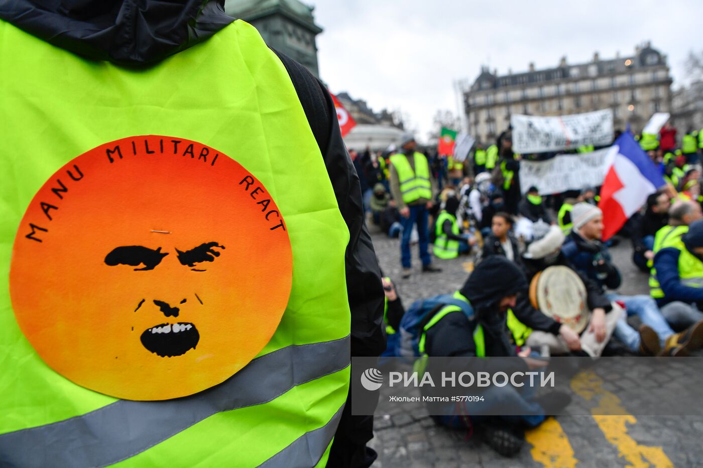 Акция протеста "жёлтых жилетов" во Франции