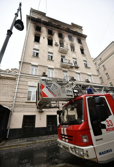 Пожар в жилом доме в центре Москвы