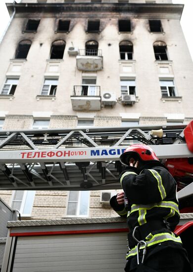 Пожар в жилом доме в центре Москвы