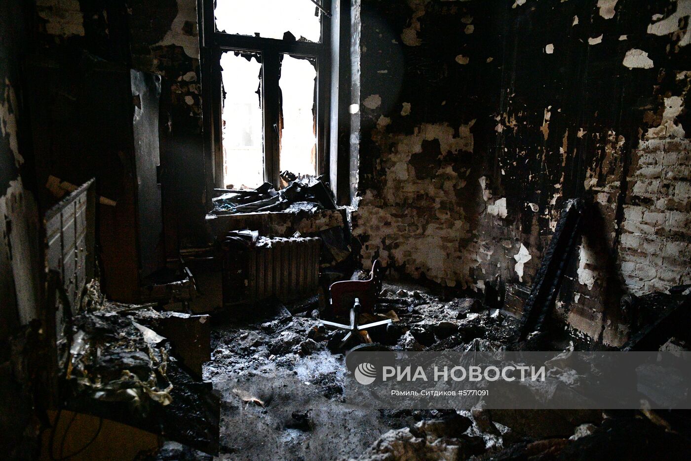 Пожар в жилом доме в центре Москвы