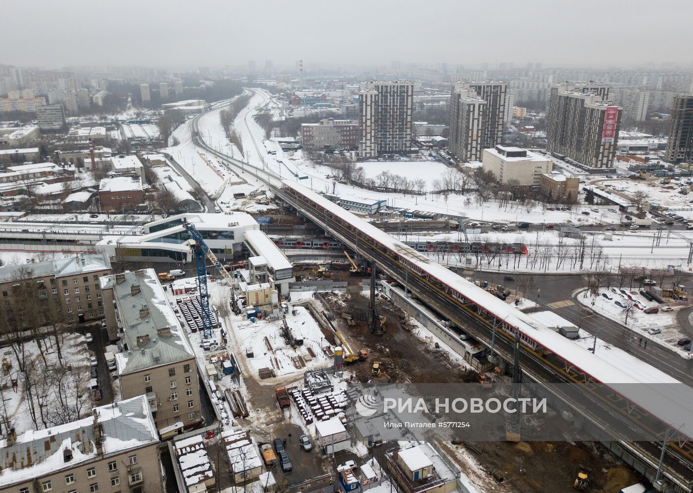 Строительство вокзалов на станциях "Карачарово" и "Окружная" 