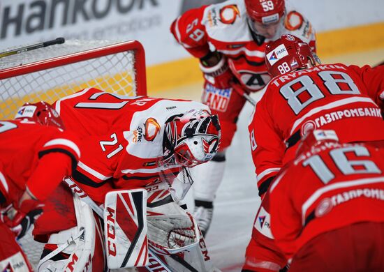 Хоккей. КХЛ. Матч "Автомобилист" - "Металлург"