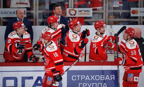 Хоккей. КХЛ. Матч "Автомобилист" - "Металлург"