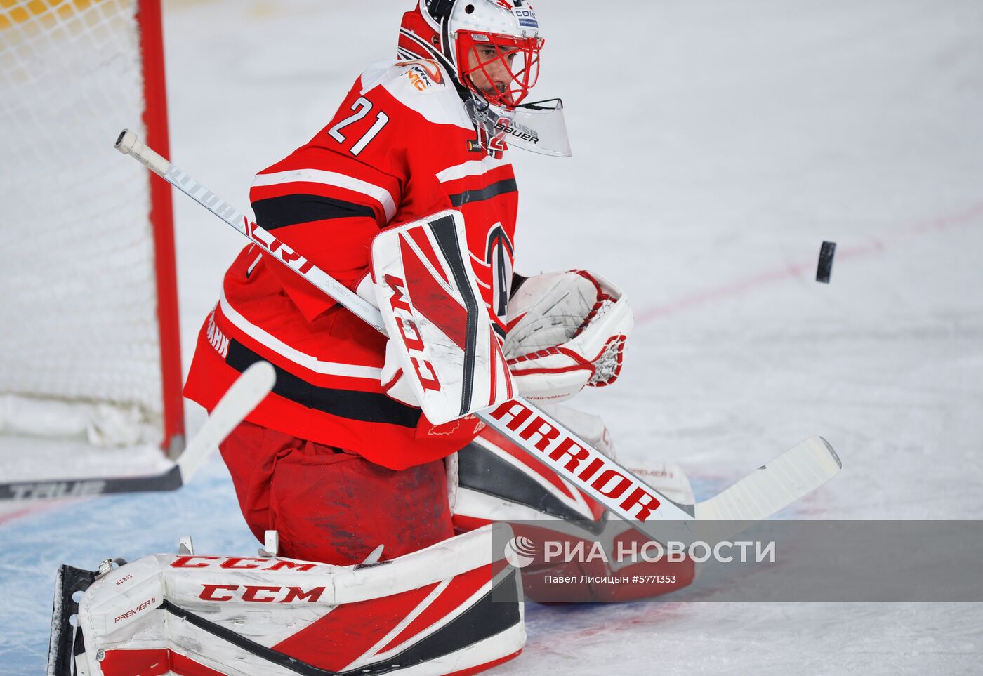 Хоккей. КХЛ. Матч "Автомобилист" - "Металлург"