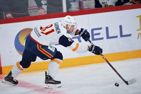 Хоккей. КХЛ. Матч "Автомобилист" - "Металлург"