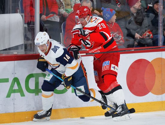 Хоккей. КХЛ. Матч "Автомобилист" - "Металлург"