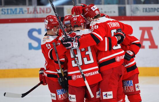 Хоккей. КХЛ. Матч "Автомобилист" - "Металлург"