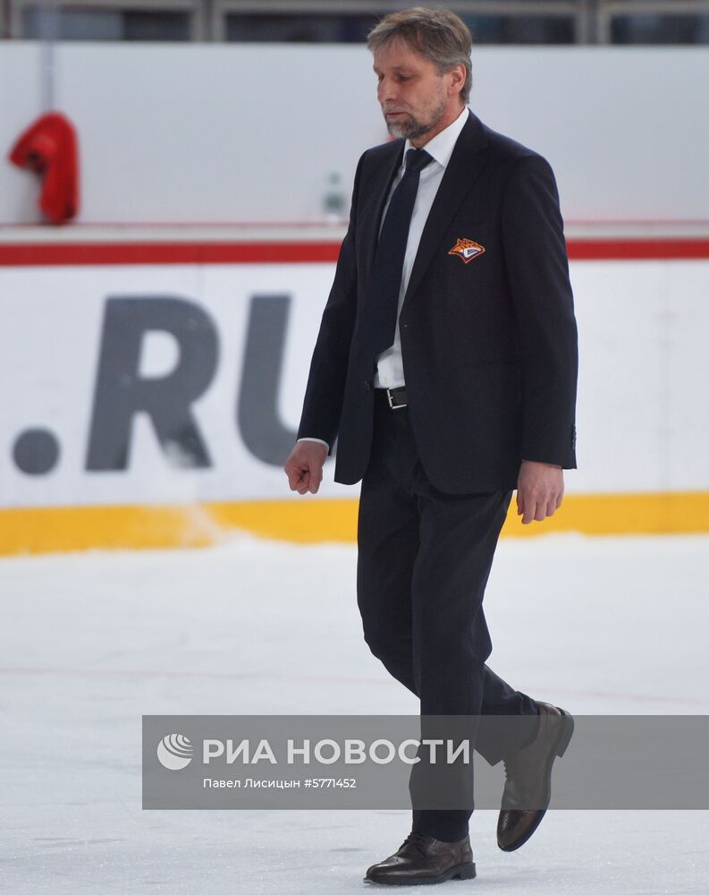 Хоккей. КХЛ. Матч "Автомобилист" - "Металлург"