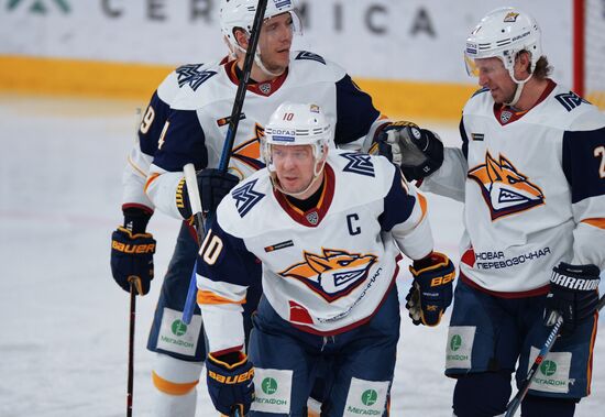 Хоккей. КХЛ. Матч "Автомобилист" - "Металлург"