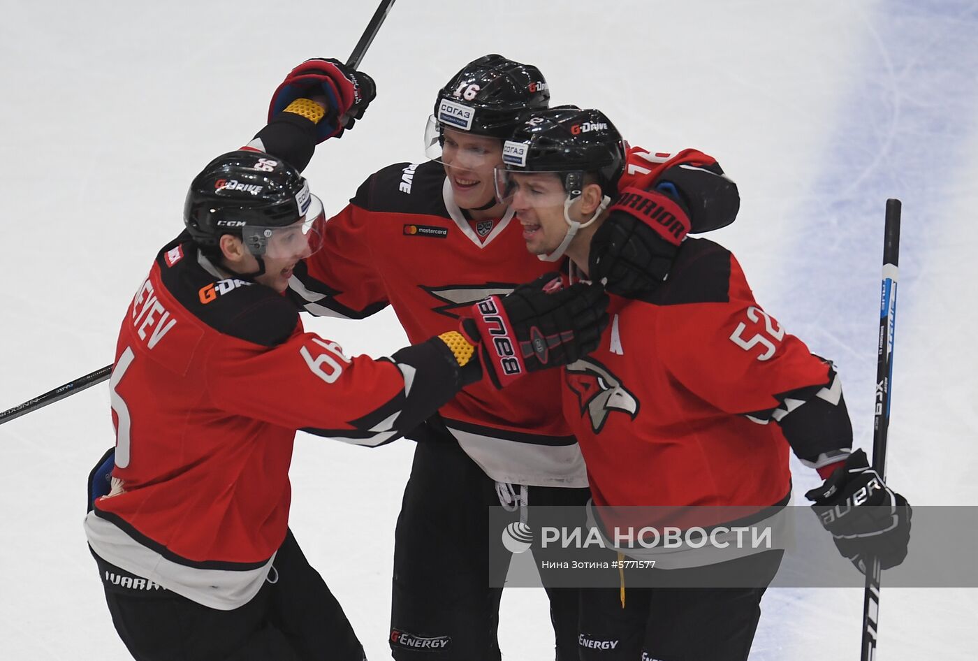 Хоккей. КХЛ. Матч "Авангард" - СКА