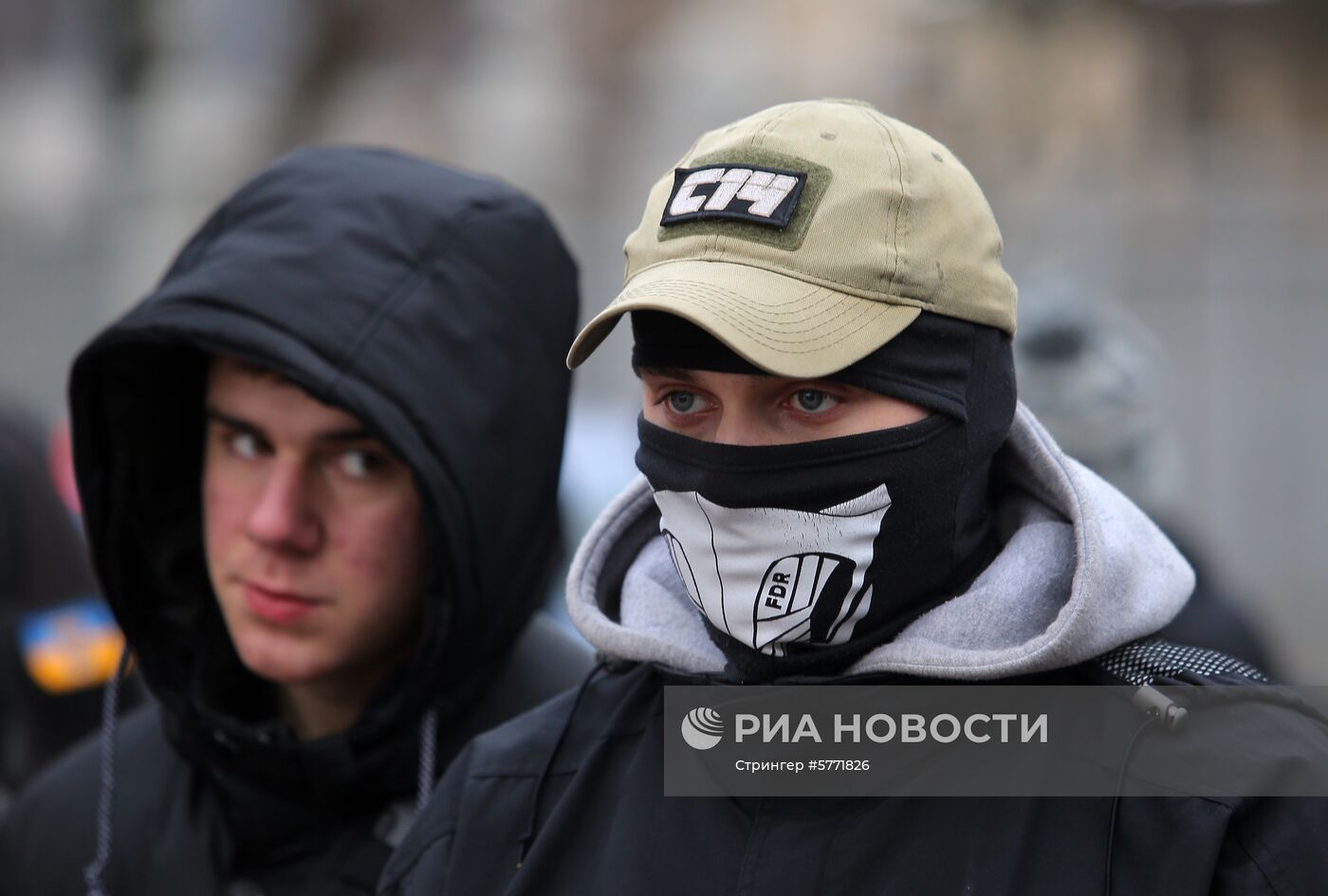 Акция в Киеве с требованием "декоммунизации" названия Днепропетровской области