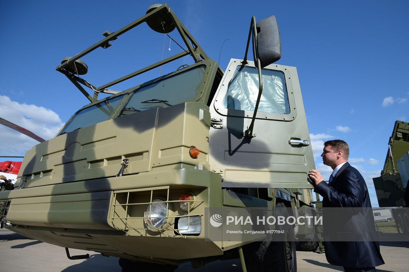 Первый комплекс С-350 "Витязь" разместят в Ленинградской области