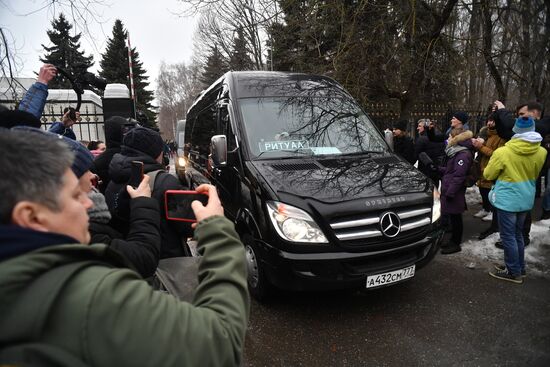 Церемония прощания с рэпером Децлом