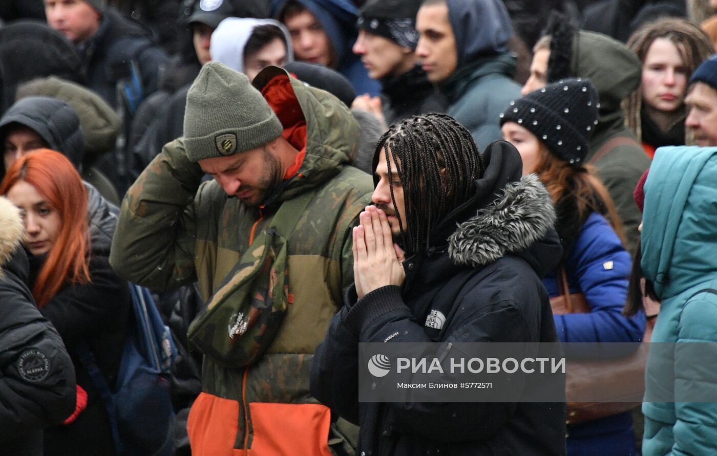 Церемония прощания с рэпером Децлом